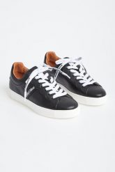 Sneakersy damskie skórzane SEE BY CHLOÉ. Obuwie sportowe damskie See By Chloé, bez zapięcia. W wyprzedaży za 1,070.30 zł.