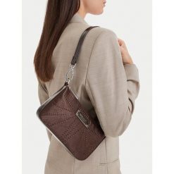 Torebka Nine West. Brązowe torebki klasyczne damskie Nine West, bez dodatków. Za 169.99 zł.