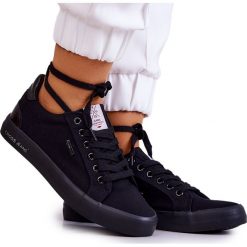 Damskie Tenisówki Wiązane Cross Jeans JJ2R4039C Czarne. Czarne trampki damskie bez wzorów, z gumy, przed kostkę, bez zapięcia. Za 205.59 zł.