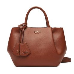Torebka Guess. Brązowe torebki klasyczne damskie Guess, bez dodatków. Za 579.99 zł.