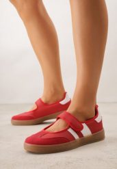 Czerwone Tenisówki w Stylu Balerinek z Zapięciem na Rzep Talwan. Czerwone obuwie sportowe casual damskie Born2be, bez wzorów, z jeansu, bez zapięcia. Za 89.99 zł.