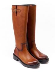 British Passport Skórzane kozaki w kolorze jasnobrązowym rozmiar: 41. Brązowe kozaki damskie British Passport, na zimę, bez obcasa, bez zapięcia. Za 614.96 zł.