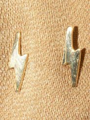 L instant d Or Złote kolczyki-wkrętki "Eclair doré" rozmiar: onesize. Żółte kolczyki damskie L instant d Or, złote. Za 252.99 zł.