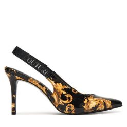 Szpilki Versace Jeans Couture. Czarne szpilki damskie Versace Jeans Couture, bez wzorów, z jeansu, bez obcasa, na szpilce, bez zapięcia. Za 989.99 zł.