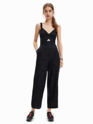 Desigual Kombinezon 23SWPW26 Czarny Regular Fit. Czarne sukienki damskie Desigual, bez wzorów, z wiskozy, bez ramiączek. Za 419.99 zł.