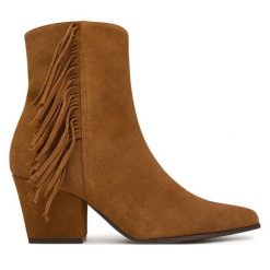 Kowbojki Aldo. Brązowe botki damskie ALDO, bez obcasa, na słupku, bez zapięcia. Za 599.99 zł.