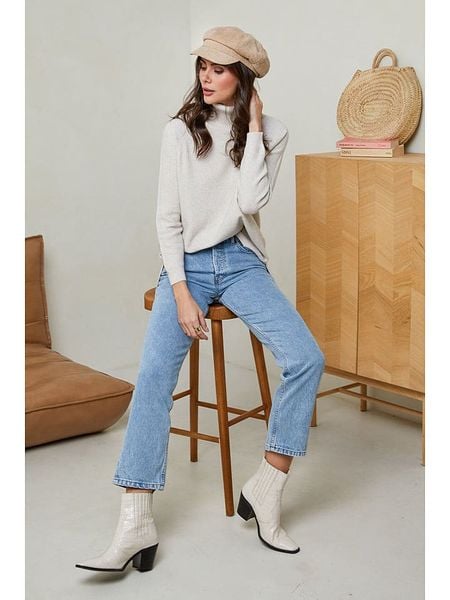 Soft Cashmere Golf w kolorze beżowym rozmiar: 38/40. Brązowe golfy damskie Soft Cashmere, bez wzorów, z kaszmiru, bez ramiączek. Za 111.59 zł.