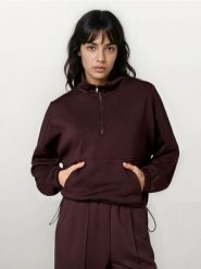 Bluza z domieszką wiskozy - brązowy. Brązowe bluzy damskie Sinsay, l, bez wzorów, z wiskozy, bez kaptura. Za 49.99 zł.