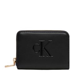 Portfel Calvin Klein. Czarne portfele damskie Calvin Klein, bez wzorów. Za 209.99 zł.
