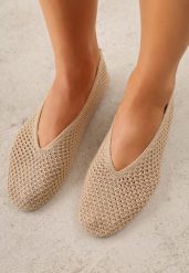 Ciemnobeżowe Balerinki VICES z Plecioną Cholewką Mahala. Brązowe balerinki damskie Renee, bez wzorów. Za 99.99 zł.