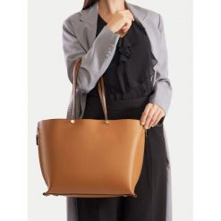 Torebka GINO ROSSI. Brązowe torebki klasyczne damskie Gino Rossi, bez dodatków. Za 469.99 zł.