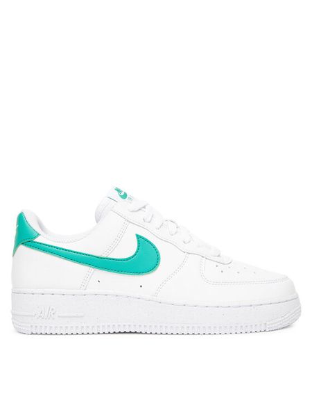 Nike Sneakersy Aire Force 1 07 NN DV3808 108 Biały. Białe obuwie sportowe damskie Nike, ze skóry, bez zapięcia. Za 519.99 zł.