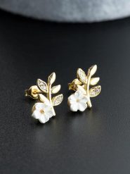 Heliophilia Srebrne kolczyki-wkrętki z cyrkoniami rozmiar: onesize. Szare kolczyki damskie Heliophilia, z cyrkonią, srebrne. Za 60.99 zł.