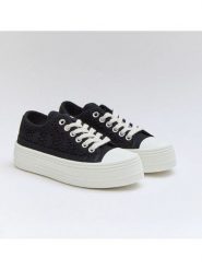 Bellucci Sneakersy w kolorze czarnym rozmiar: 38. Czarne obuwie sportowe damskie Bellucci, bez zapięcia. Za 100.99 zł.