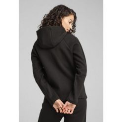 Damska rozpinana bluza z kapturem EVOSTRIPE PUMA Black. Czarne bluzy damskie Puma, xs, bez wzorów, z kapturem. W wyprzedaży za 154.00 zł.