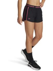 Under Armour Szorty funkcyjne w kolorze czarnym rozmiar: M. Czarne spodenki sportowe damskie Under Armour, m, bez wzorów, outdoorowe. Za 96.60 zł.
