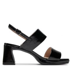 Sandały Caprice. Czarne sandały damskie Caprice, bez wzorów, bez obcasa, na słupku, bez zapięcia. Za 239.99 zł.