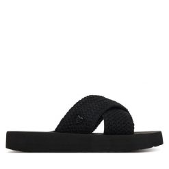 Klapki LOVE MOSCHINO. Czarne klapki damskie Love Moschino, bez wzorów, bez obcasa, bez zapięcia. Za 659.99 zł.
