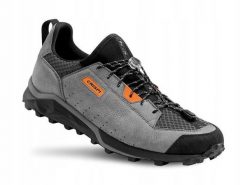 Buty trekkingowe Crispi Attiva. Zielone obuwie trekkingowe damskie Crispi, z materiału, bez zapięcia. Za 1,200.00 zł.