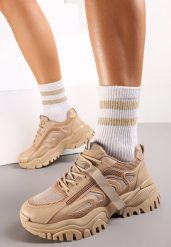 Ciemnobeżowe Sneakersy Zdobione Tłoczeniami z Amortyzującą Wkładką Arysza. Brązowe obuwie sportowe damskie Renee, z jeansu, bez zapięcia. Za 109.99 zł.