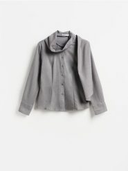 Koszula z szalem - ciemnoszary. Szare koszule damskie Reserved, l, bez wzorów, z tkaniny, bez kołnierzyka, bez ramiączek. Za 129.99 zł.