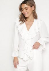 Biała Koszula Ozdobiona Falbankami Niledia. Białe koszule damskie Born2be, uniwersalny, bez wzorów, z jeansu, eleganckie, bez kołnierzyka, bez ramiączek. Za 59.99 zł.