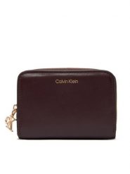 Calvin Klein Mały Portfel Damski Ck Medium Flap Zip Around LV04F1075G Brązowy. Brązowe portfele damskie Calvin Klein, bez wzorów, ze skóry. Za 299.99 zł.