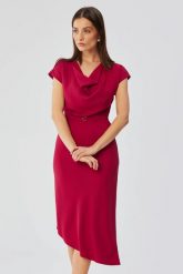 Elegancka asymetryczna sukienka z dekoltem woda śliwka. Sukienki damskie Stylove, bez wzorów, eleganckie, bez ramiączek. Za 339.00 zł.