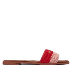 Klapki Tommy Hilfiger. Czerwone klapki damskie Tommy Hilfiger, bez wzorów, bez obcasa, bez zapięcia. Za 329.99 zł.
