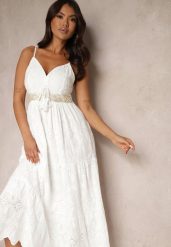 Biała Haftowana Sukienka z Bawełny na Ramiączkach w Stylu Boho Cyravia. Białe sukienki damskie Renee, bez wzorów, z bawełny, boho, bez ramiączek. W wyprzedaży za 119.99 zł.