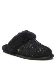 Ugg Kapcie W Scuffette II Metellic Spots 1137530 Czarny. Czarne kapcie damskie Ugg, ze skóry. Za 539.99 zł.
