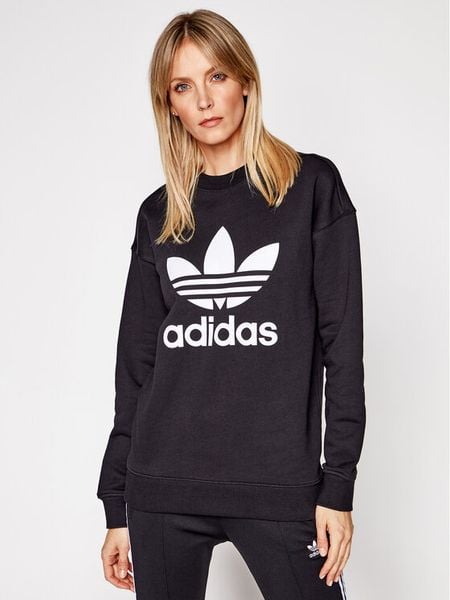Adidas Bluza Trefoil Crew FM3272 Czarny Regular Fit. Czarne bluzy damskie Adidas, bez wzorów, z bawełny, bez kaptura. Za 142.99 zł.