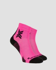 Skarpety unisex X-Socks RUN DISCOVER ANKLE FLUO PINK/BLACK P140. Czerwone skarpetki damskie X Socks, bez wzorów, z materiału. Za 99.99 zł.