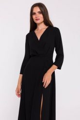 Elegancka sukienka rozkloszowana kopertowy dekolt czarna. Czarne sukienki damskie Stylove, bez wzorów, z elastanu, eleganckie, bez ramiączek. Za 359.00 zł.