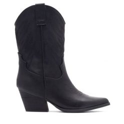 Kowbojki Jenny Fairy. Czarne kozaki damskie Jenny Fairy, bez obcasa, na słupku, bez zapięcia. Za 99.99 zł.