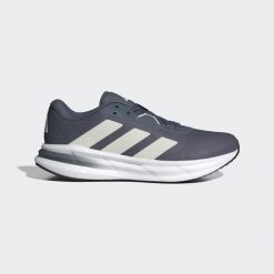 Buty Galaxy 7 Running. Białe obuwie sportowe damskie Adidas, bez zapięcia, do biegania. Za 239.00 zł.
