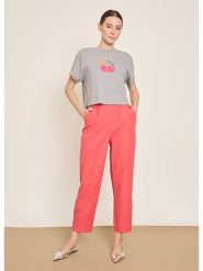 BGN Spodnie w kolorze koralowym rozmiar: 34. Czerwone spodnie materiałowe damskie BGN, bez wzorów, z materiału. Za 108.99 zł.