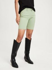 Cross Jeans Szorty dżinsowe w kolorze miętowym rozmiar: W30. Zielone szorty damskie Cross Jeans, z aplikacjami, z jeansu, z podwyższonym stanem. Za 122.96 zł.