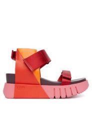 United Nude Sandały Delta Run 1041096416 Czerwony. Czerwone sandały damskie United Nude, bez wzorów, z materiału, bez obcasa, na koturnie, bez zapięcia. Za 1,049.00 zł.