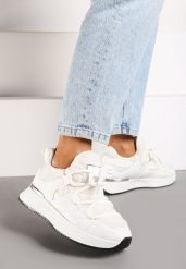 Białe Sneakersy z Futerkiem Typu Baranek na Grubej Podeszwie Zinithara. Białe obuwie sportowe damskie Born2be, bez zapięcia. Za 139.99 zł.