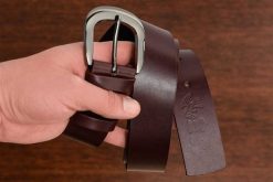 Beltimore skórzany damski pasek do spodni 4 cm burgundowy A72 : Kolory - fioletowy, Rozmiar pasków - r.110-125 cm. Czerwone paski damskie bez wzorów. Za 59.90 zł.