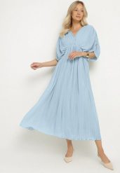 Niebieska Sukienka Rozkloszowana z Wiązaniem na Szyi o Luźnym Kroju Napila. Niebieskie sukienki damskie Born2be, bez wzorów, eleganckie, bez ramiączek. Za 159.99 zł.