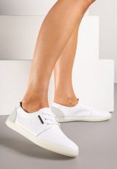 Białe Skórzane Sneakersy Ozdobione Perforacją Dolamiria. Białe obuwie sportowe damskie Born2be, z jeansu, bez zapięcia. Za 189.99 zł.