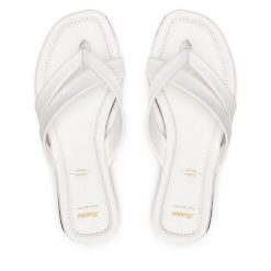 Japonki Bata. Białe klapki damskie Bata, bez wzorów, bez obcasa, bez zapięcia. Za 139.99 zł.
