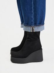 DeeZee Botki CEO-HY60195-13 Czarny. Czarne botki damskie DeeZee, bez obcasa, na koturnie, bez zapięcia. Za 199.99 zł.