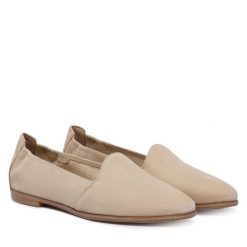 Lordsy Tamaris. Brązowe półbuty damskie Tamaris, bez wzorów, bez obcasa, bez zapięcia. Za 369.99 zł.