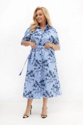 Sukienka koszulowa Iris w paski z granatowymi kwiatami | 100% bawełna | PLUS SIZE OVERSIZE LATO. Niebieskie sukienki damskie Moda Size Plus Iwanek, bez wzorów, z bawełny, biznesowe, bez ramiączek. Za 349.90 zł.
