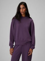 4F Bluza dresowa regular z kapturem damska - fioletowa M. Fioletowe bluzy damskie 4F, m, bez wzorów, z dresówki. Za 169.99 zł.