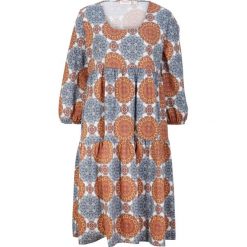 Sukienka shirtowa z lejącego materiału z wiskozą. Niebieskie sukienki damskie bonprix, bez wzorów, z wiskozy, bez ramiączek. Za 92.99 zł.