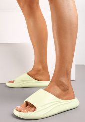 Jasnozielone Basenowe Klapki z Piankowego Materiału Silk. Zielone klapki damskie Renee, bez wzorów, bez obcasa, bez zapięcia. Za 14.99 zł.